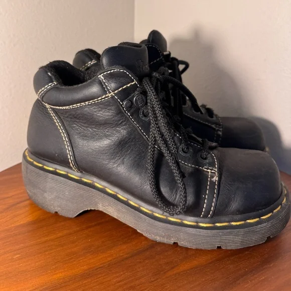 Dr. Martens | Shoes | Vintage Dr Martens 8542 Black Leather 